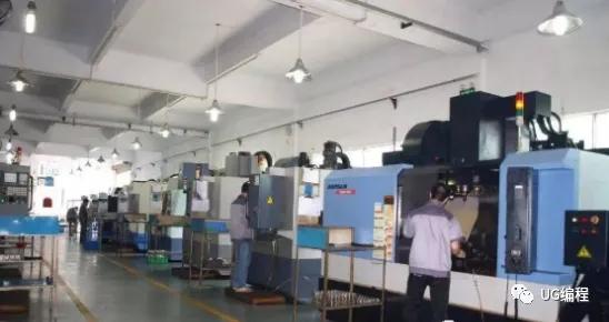 一位數(shù)控加工中心操作工的獨白 工廠師傅為何不愿分享技術(shù)，民辦培訓機構(gòu)的困境與反思