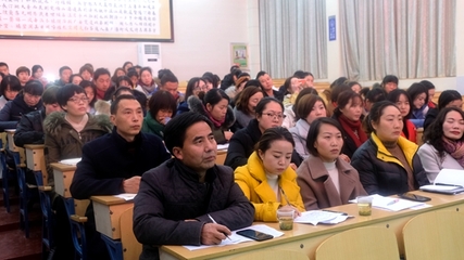 房縣召開民辦幼兒園和社會培訓(xùn)機(jī)構(gòu)今冬明春火災(zāi)防控約談會